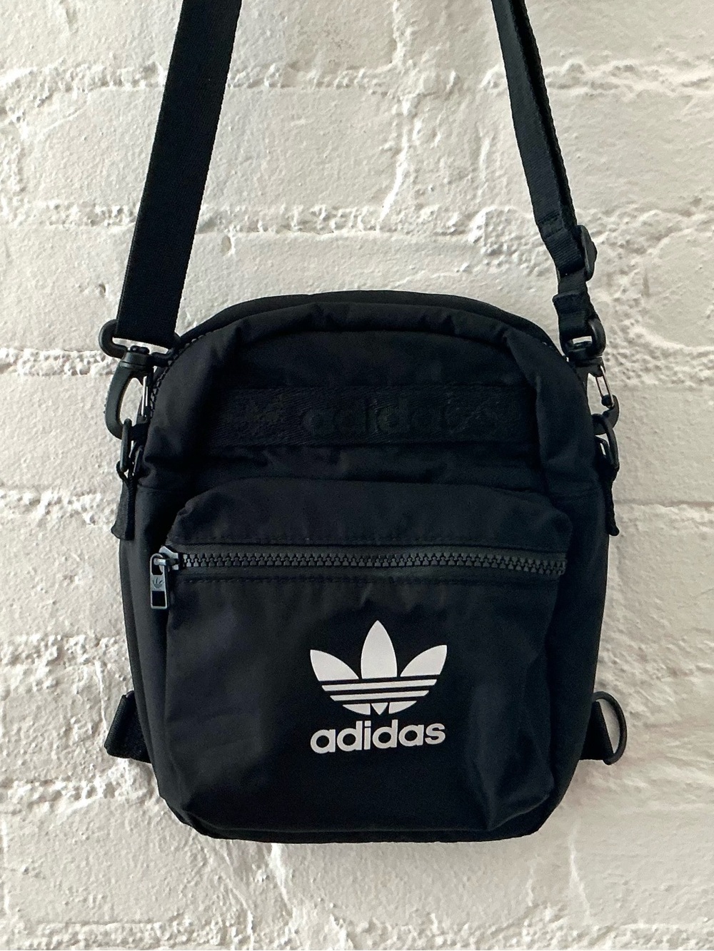 Adidas Black Crossbody Bag Pockets White Logo Adjustable